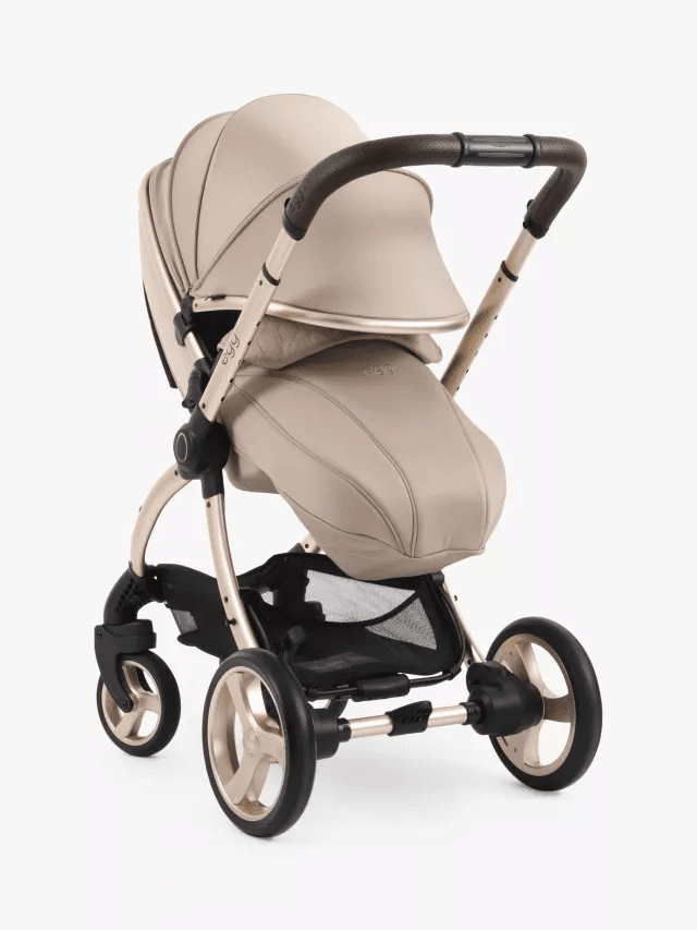 egg3 Pushchair - Feather, includes Carrycot & Accessories with Cybex Cloud T Car Seat and Base T Luxury Bundle - Image 3