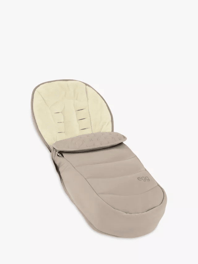 egg3 Pushchair - Feather, includes Carrycot & Accessories with Cybex Cloud T Car Seat and Base T Luxury Bundle - Image 9